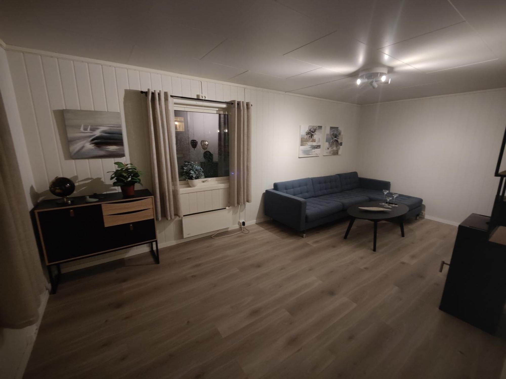 Vardo Accommodation - White House Ngoại thất bức ảnh
