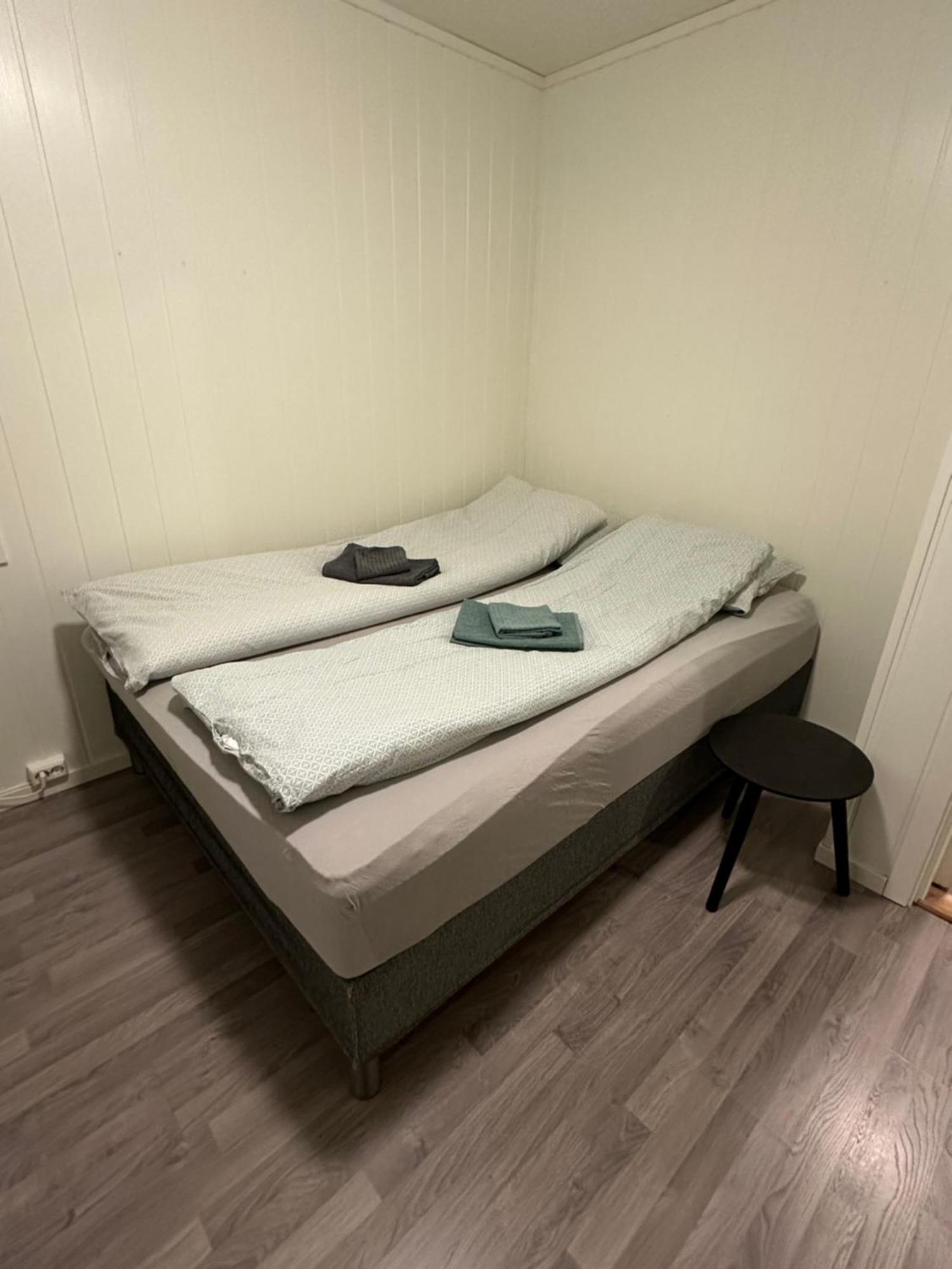 Vardo Accommodation - White House Ngoại thất bức ảnh